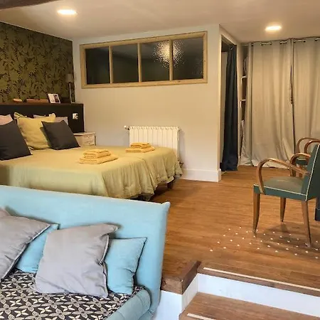 Le A La Ferme De Coumodous Apartment *